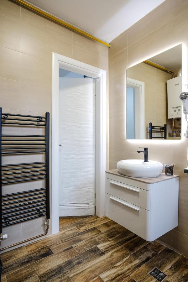 Mak Apartment - Free Parking - Balcony Sarajevo Luaran gambar