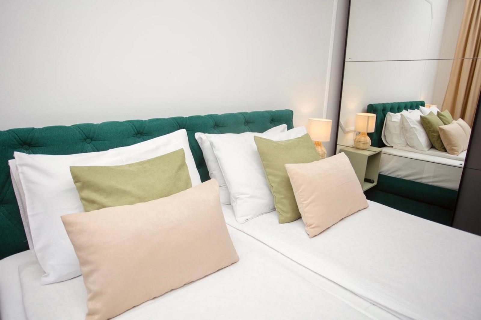 Mak Apartment - Free Parking - Balcony Sarajevo Luaran gambar