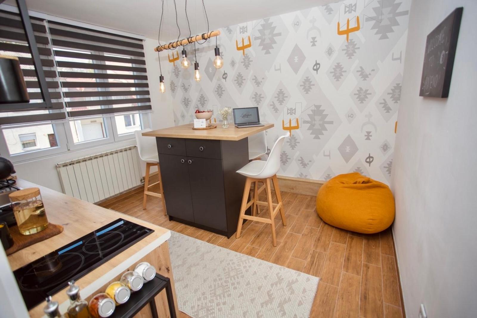 Mak Apartment - Free Parking - Balcony Sarajevo Luaran gambar